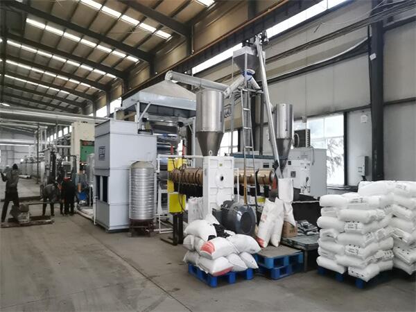 One of the production processes for biaxial plastic geogrids.jpg