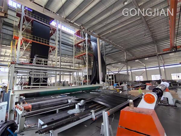 Our company produces pictures of geomembrane sheets.jpg