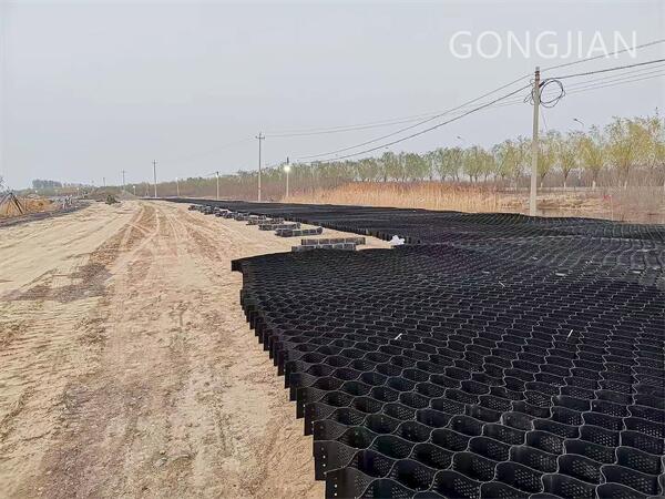 Geocell in road construction.jpg