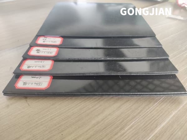 hdpe liner samples of different thicknesses.jpg